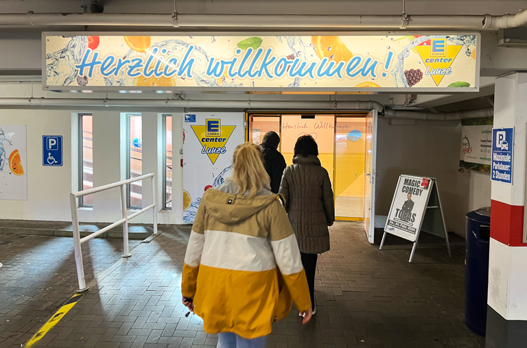 "Herzlich willkommen" im E-Center Lunze